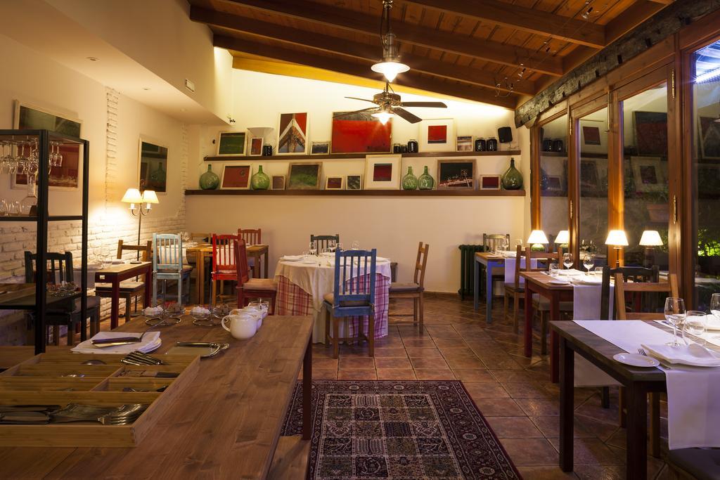 Hotel Restaurante Cabo Vidio Ovinana  Exterior photo